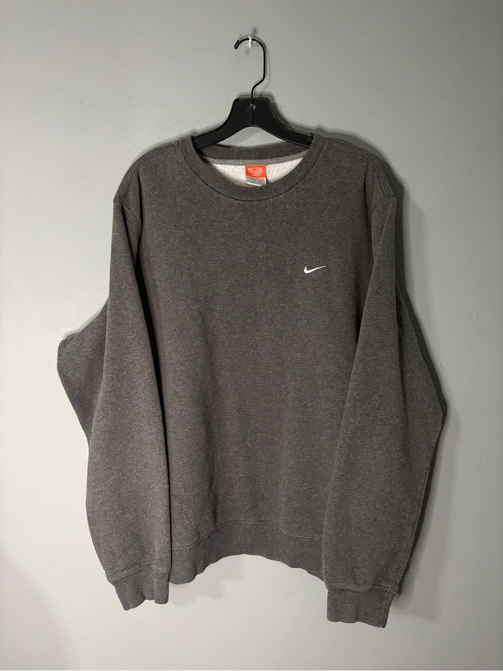 Nike Men’s Dark Charcoal Crewneck Sweatshirt